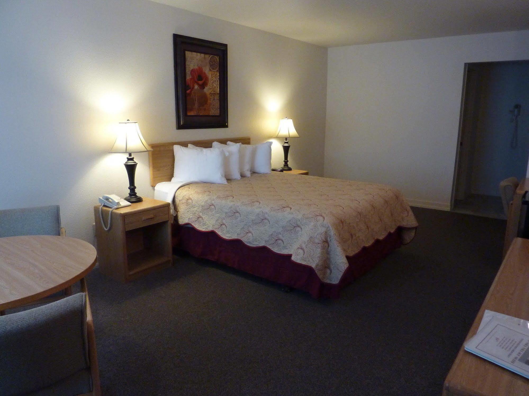 Mill Village Motel Eatonville Extérieur photo