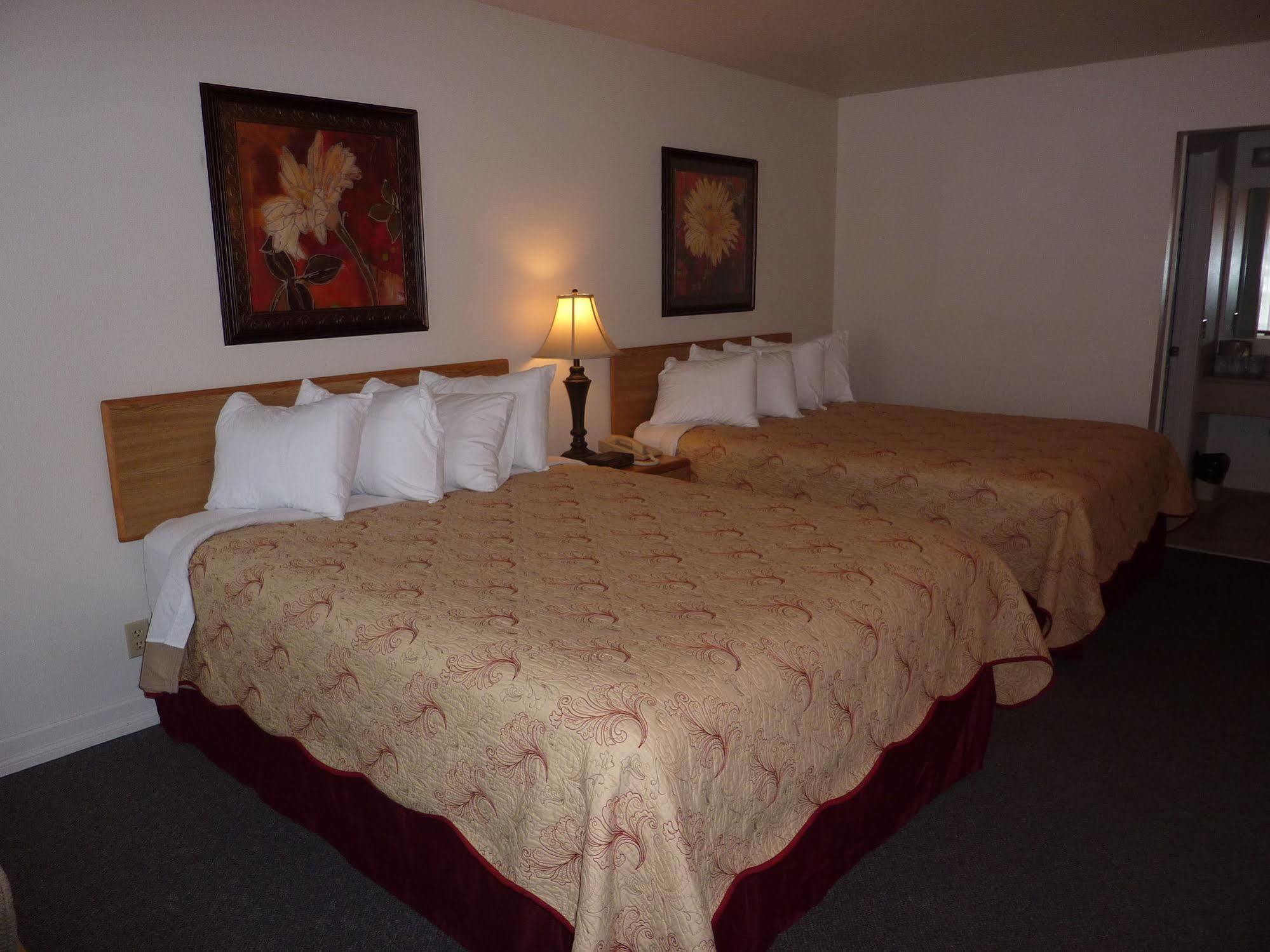 Mill Village Motel Eatonville Extérieur photo